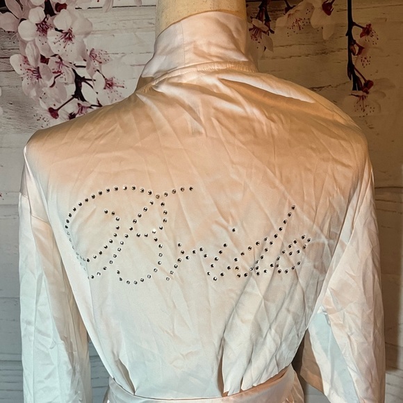 Gilligan & O'Malley Jackets & Blazers - White Bride robe